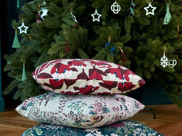 5_BOUQUET_SAUVAGE_CERISE_NOIRE_NOEL2022_LYON_SEBASTIEN_EROME.jpg