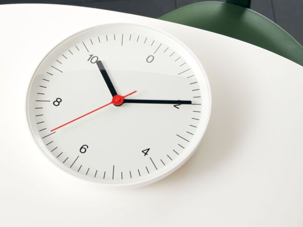 5_Wall Clock white_Studio Visit 06.jpg