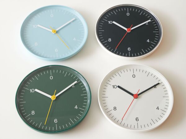 5_Wall Clock Family_Studio Visit 03.jpg