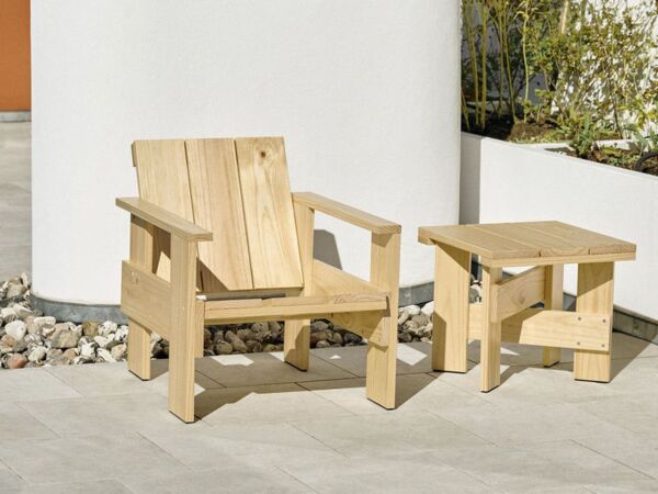 5_table-basse-crate-rouge-oxyde_madeindesign_404487_product800.jpg