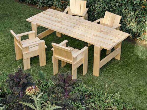 5_Hay-Weekday-Table-L230_Crate-Dining-Chair-wb-lacquered-pinewood-1.jpg