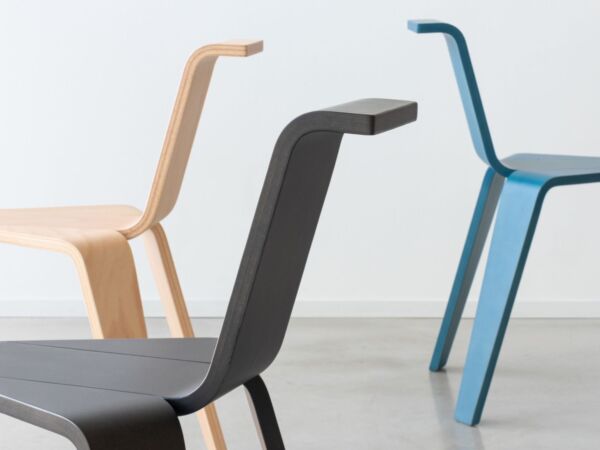 5_Magis_aka_stool_ambient_group_detail_SD170_natural_black.jpg