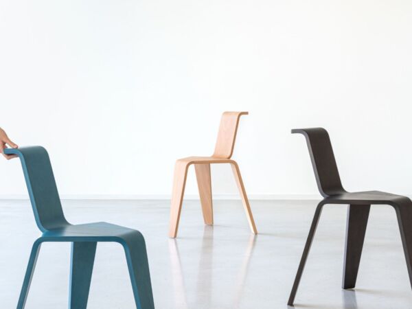 5_Magis_aka_stool_ambient_group_SD170.jpg
