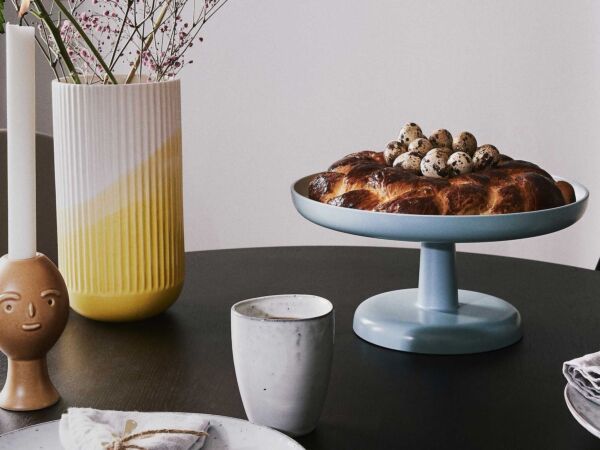 5_Vitra_High-Tray-Tablett.jpg