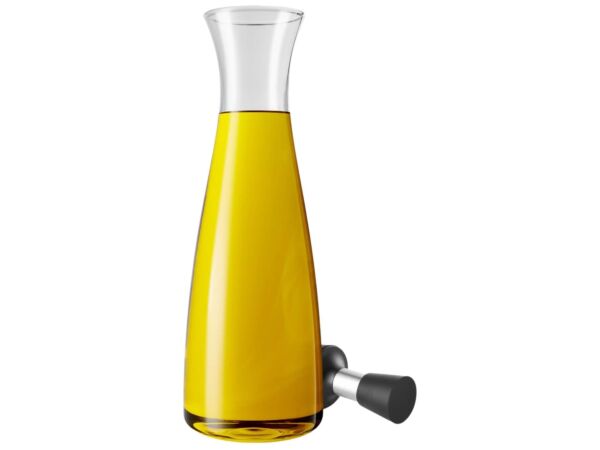 2_zOil_vinegar_carafe_regi_oliveoil_prop_high.jpg