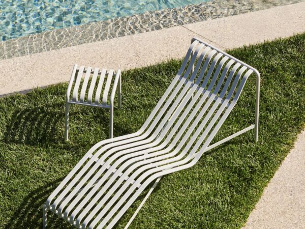 5_Palissade Chaise Longue sky grey_Palissade Stool sky grey.jpg