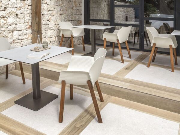 5_nuez-outdoor-armchair-andreu-world-2-scaled.jpg