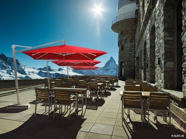 5_pic Parasol mât déporté.jpg