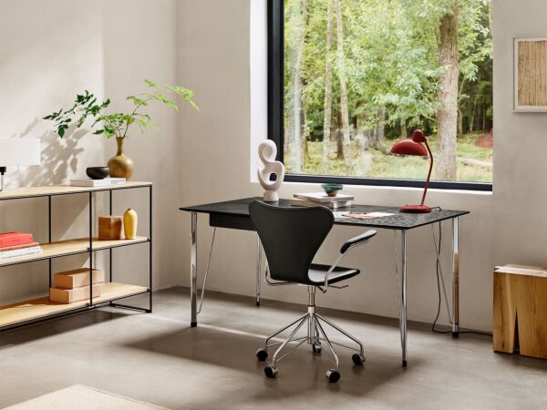 5_FH_KI_6556-T_venetianred_FH3605_black_Series7_black_Planner_shelving_low.jpg