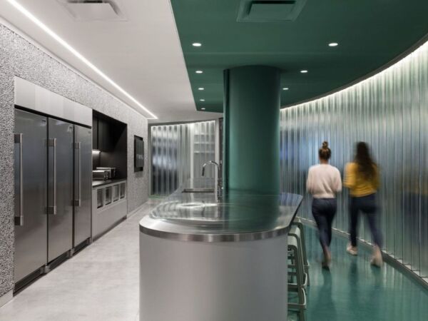 5_flighthub-offices-montreal.jpg