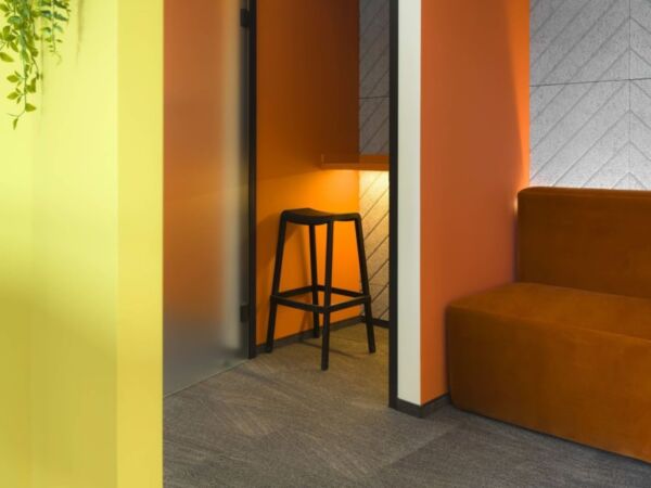 5_raiffeisen-techcenter-offices-omsk.jpg