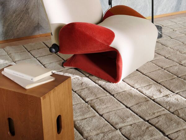 5_CASSINA_LC14_Tabouret-Cabanon_Roquebrune-Cap-Martin_1952_Le-Corbusier_ph_Valentina-Sommariva_1.jpg