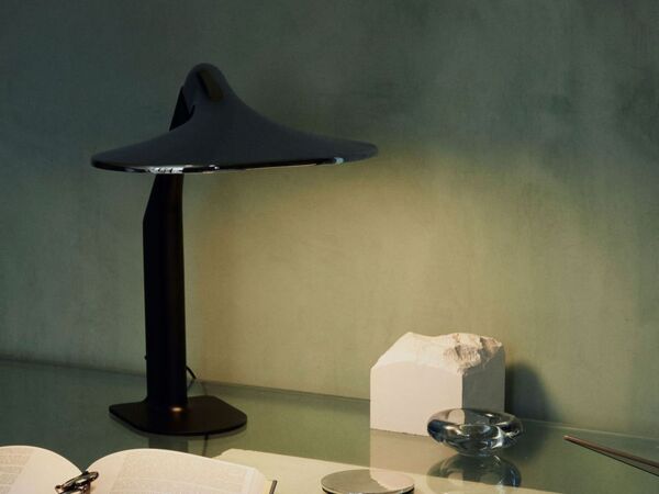 5_lampe-de-table-niwaki-led-chrome-noir_madeindesign.jpg