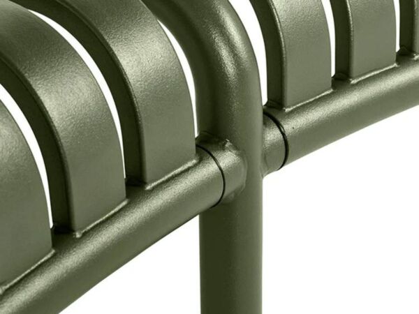 2_zHay-palissade-park-bench-incl-middle-leg.jpg