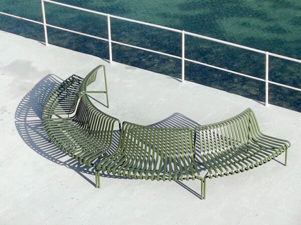 5_Palissade Park Dining Bench Out olive.jpg