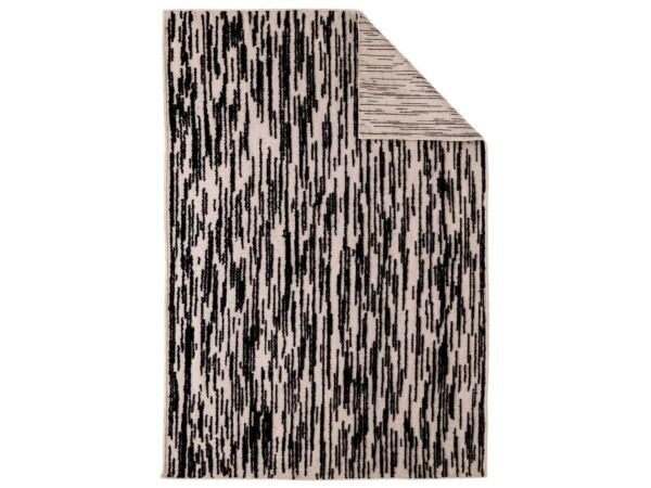 2_nanimarquina_rug_ronanbouroullec_doblecara2frontpeek_1100x_1.jpg