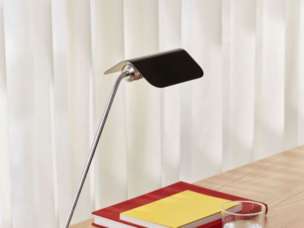 5_Apex Desk Clip Lamp iron black_Passerelle Desk L140xW65xH74 wb lacquer oak black powder coated crossbar_Glass M.jpg