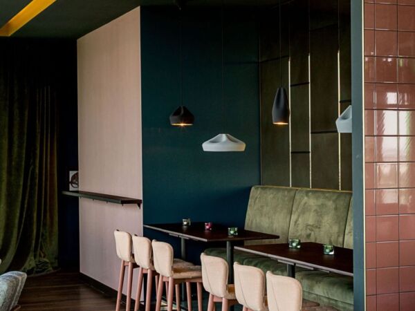 5_DE-SKYBAR-BERLIN-PLEAT-BOX-3-1679x1200_1.jpg