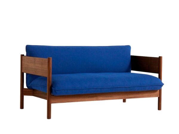 2_Ab221-a414-aa25-01pd_variant_arbour-club-sofa-hallingdal-773_oiled-waxed-walnut-base_1220x1220.jpg