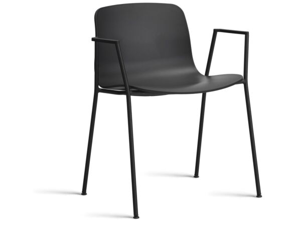 2_AA169-D168-AA51_AAC 18 black 2.0 shell_black powder coated steel base.jpg