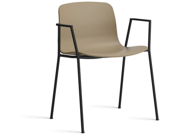 2_AA169-D129-AA51_AAC 18 clay 2.0 shell_black powder coated steel base.jpg