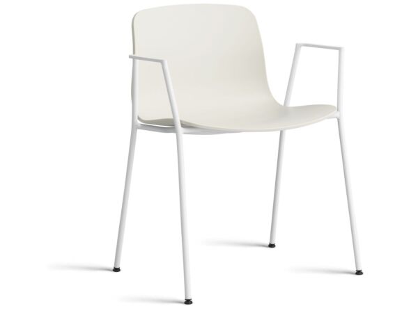 2_AA170-D156-AA51_AAC 18 melange cream 2.0 shell_white powder coated steel base.jpg