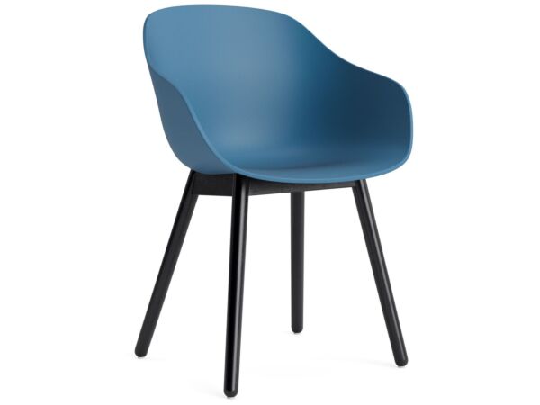 2_AC086-D135-AA51_AAC 212 azure blue 2.0 shell_black wb lacquer oak base.jpg