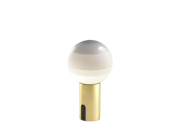 2_marset_lr_dipping-light-portable_white.jpg