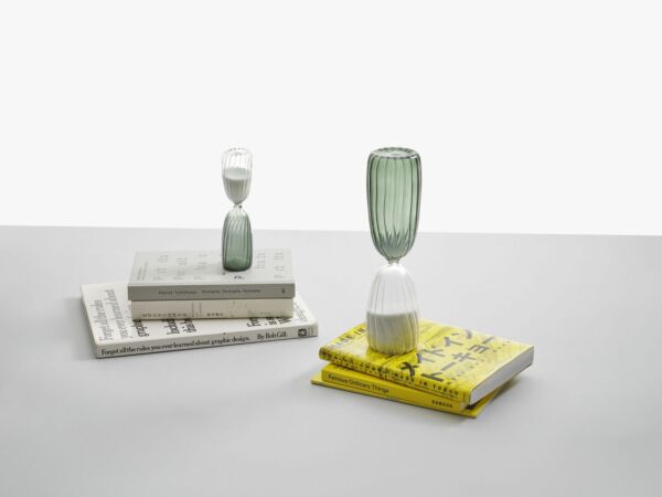 5_hourglass clear - dark green  09367115 and 09367116 - Ichendorf Milano -  Ph. Alberto Strada.jpg