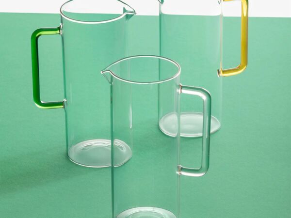 5_tube-jugs-mood-with-clear-borough-kitchen_900x_1.jpg