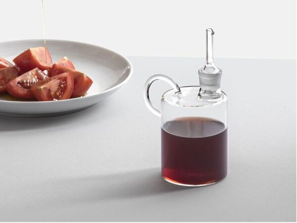 5_CHENDORF-TOKIO-VINEGARBOTTLE.jpg