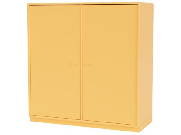 2_Montana_Selection_COVER_Acacia_Plinth_H3_Perspective.jpg