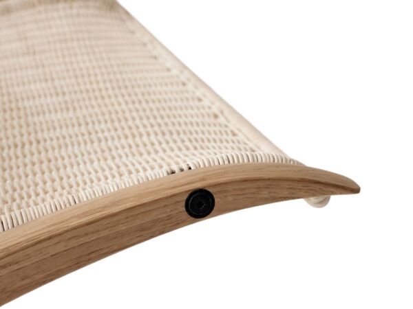 2_zX_HM10_Detail_Seat.jpg