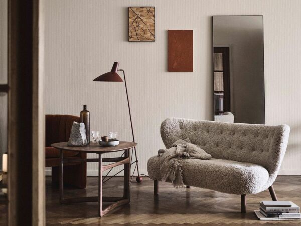 5_tradtion_Viggo_Boesen_Little_Petra_Sofa_-7_1200x1200.jpg