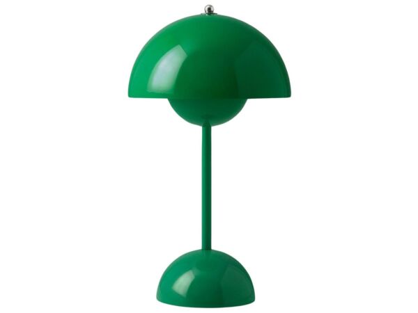 2_Flowerpot VP9_Signal Green_off.jpg