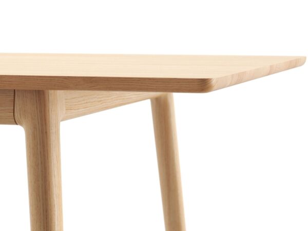 2_zZeitraum_E8_Oak_04.jpg