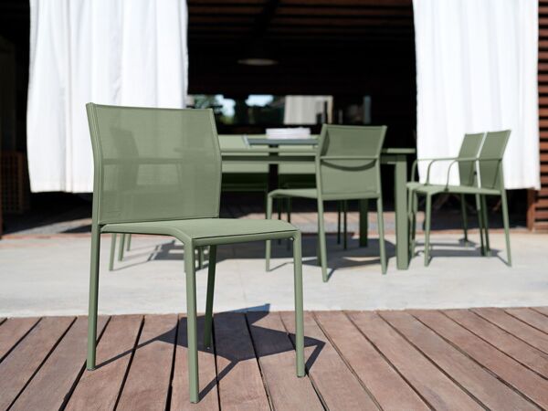 5_Cadiz Chaise07.jpg