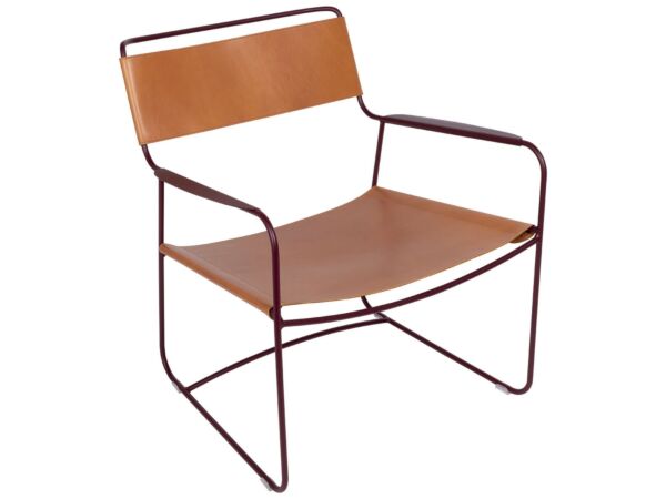 1_SURPRISING_FAUTEUIL_BAS_CUIR_CERISE_NOIRE_SKU_1260B9.jpg
