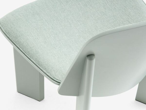 2_zAD583-A098-AG89-01BF_Chisel Lounge Chair_front uph Metaphor 023_eucalyptus wb lacquered beech.jpg_detail_04.jpg