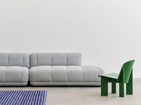5_Moire Kelim 140x200 blue_Quilton comb 10 left Remix 123_Chisel Lounge Chair lush green wb lacquered beech.jpg