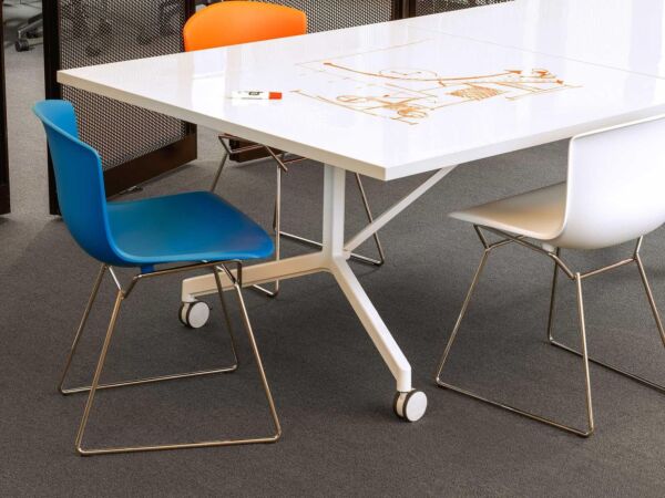 5_Knoll-International.jpg