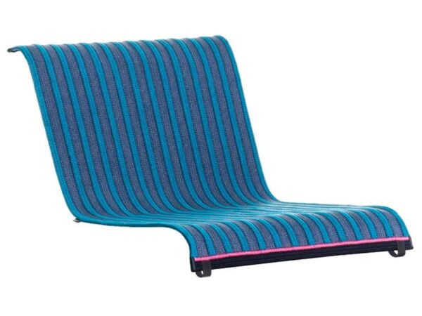 1_Magis_south_low-chair-woven-matting_product_lateral_AC902_blue.jpg