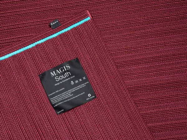 2_zMagis_south_carpet.jpg
