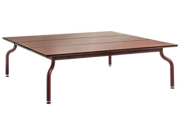 1_Magis_south_low-table_product_lateral_TV1365_bordeaux_lava-stone-redr.jpg