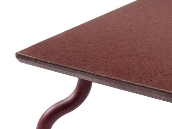 2_zMagis_south_table_product_detail_TV1365_bordeaux_lava-stone-red.jpg