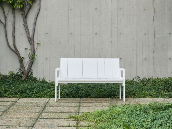 5_Crate Dining Bench white wb lacquered pinewood.jpg
