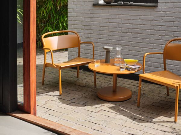 5_Linear Steel Lounge Armchair07.jpg
