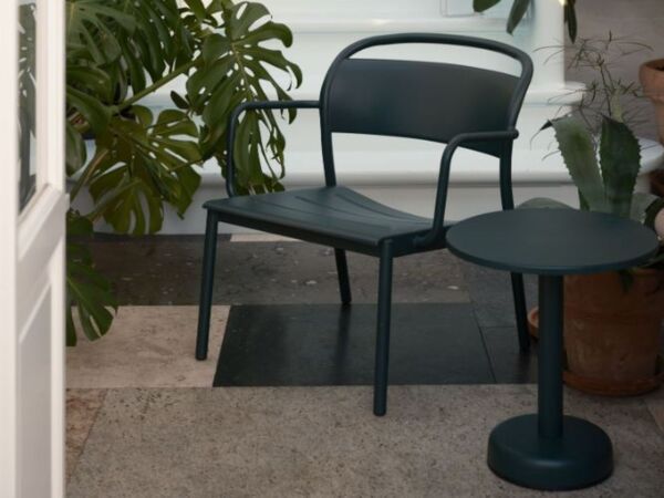 5_Linear Steel Lounge Armchair09.jpg