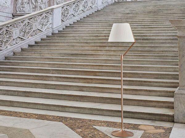 5_Kartell_Angelo_Stone_Lampadaire_LED_cuivre.jpg