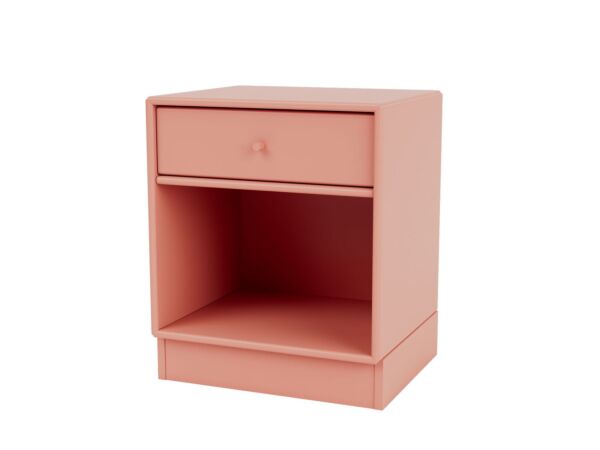 2_Montana_Selection_DREAM_Rhubarb_PlinthH7_Perspective.jpg